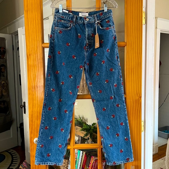 Reformation Mushroom Embroidered High 
